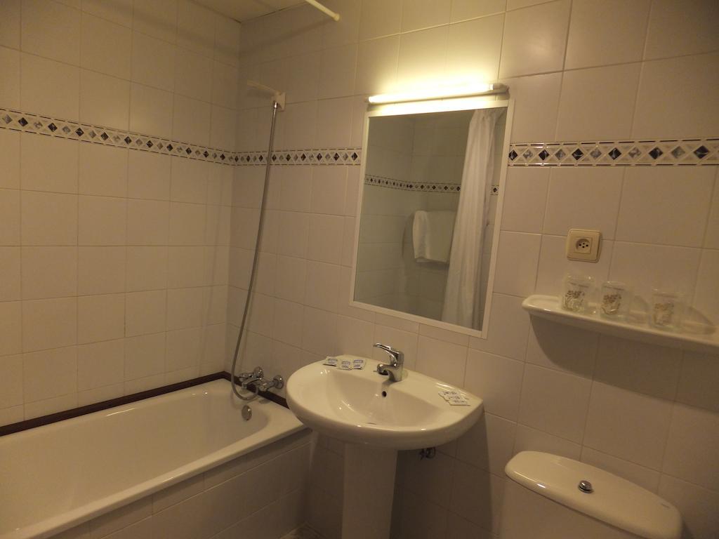 Hotel Canal Unquera Szoba fotó
